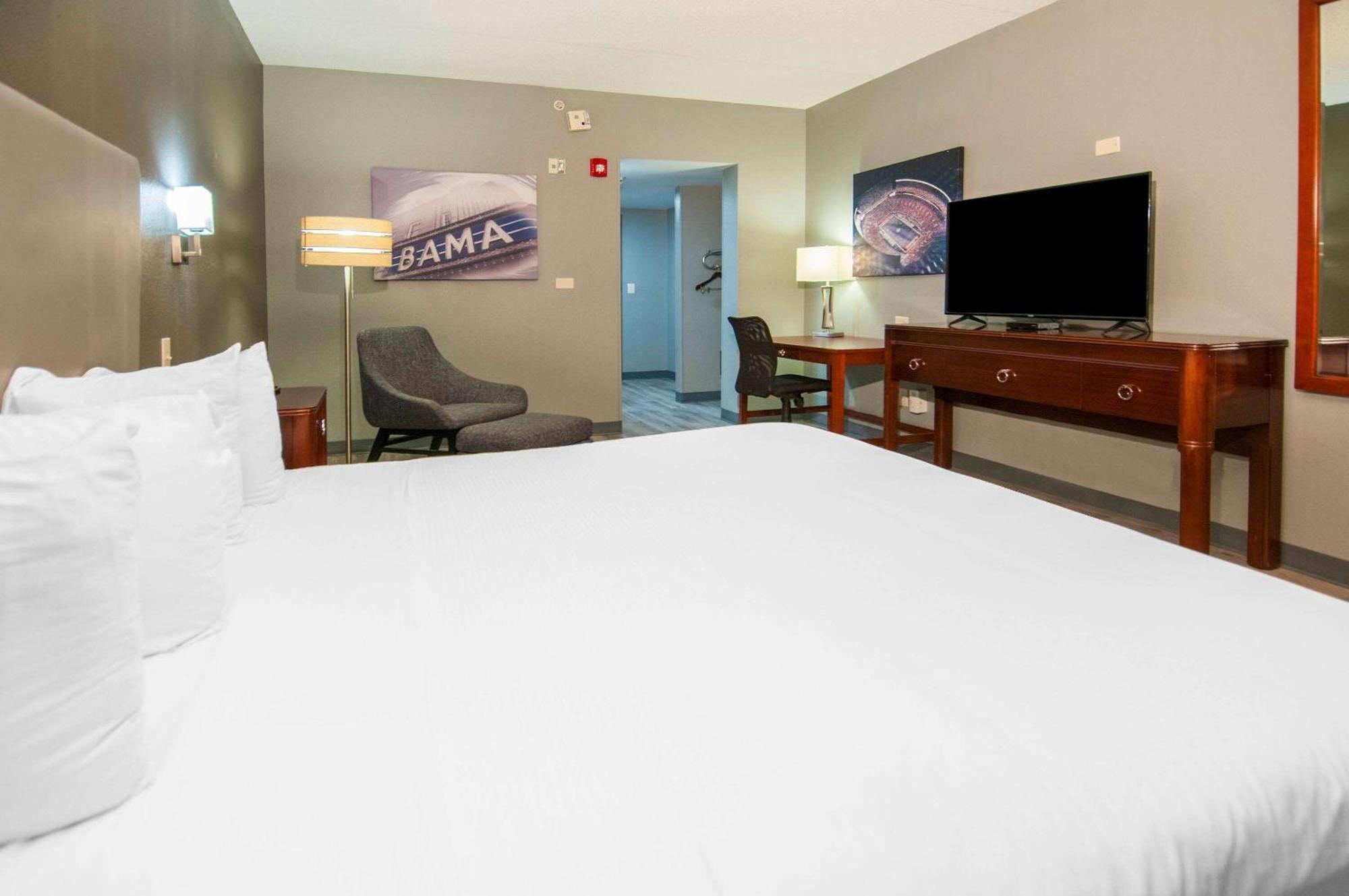 Hotel Wingate By Wyndham Tuscaloosa Extérieur photo